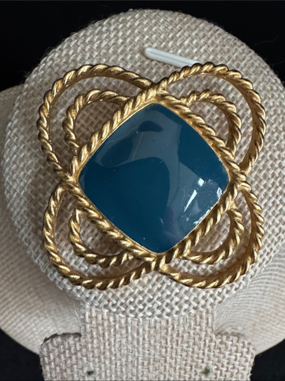 VTG Monet 1980s Dusty Blue Enamel Quatrefoil Rope Border Statement Brooch